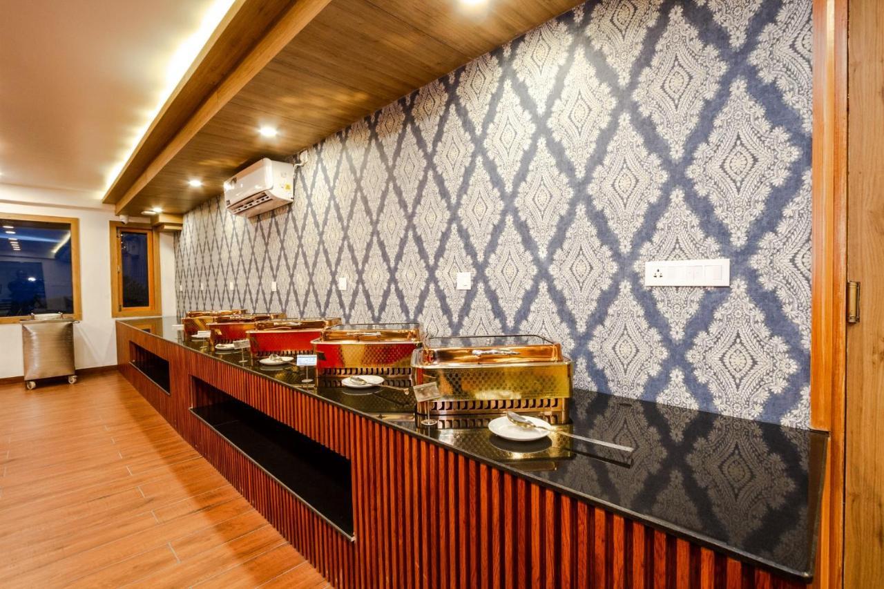 Anand Vardhan Resorts Manali  Bagian luar foto