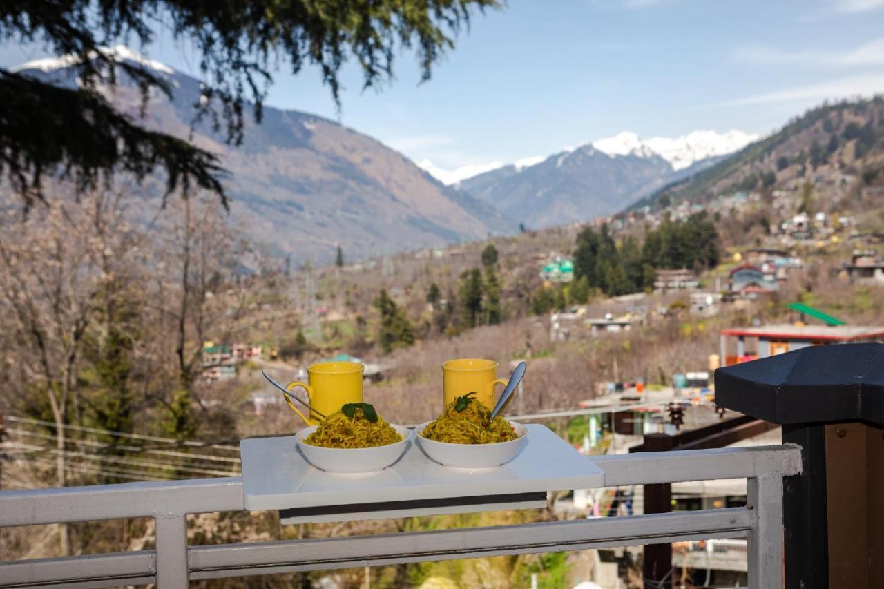 Anand Vardhan Resorts Manali  Bagian luar foto