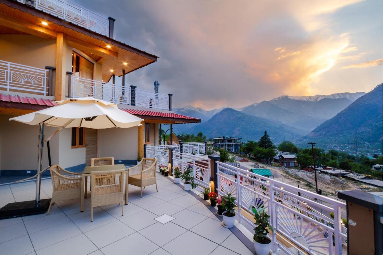 Anand Vardhan Resorts Manali  Bagian luar foto
