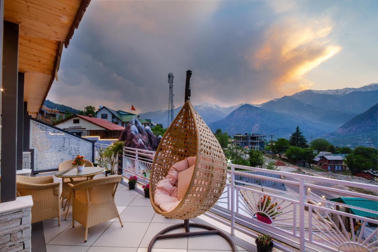 Anand Vardhan Resorts Manali  Bagian luar foto