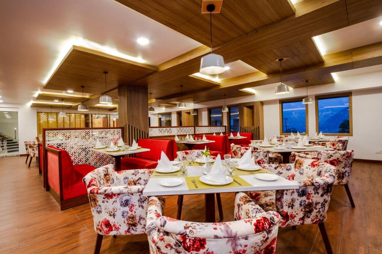 Anand Vardhan Resorts Manali  Bagian luar foto