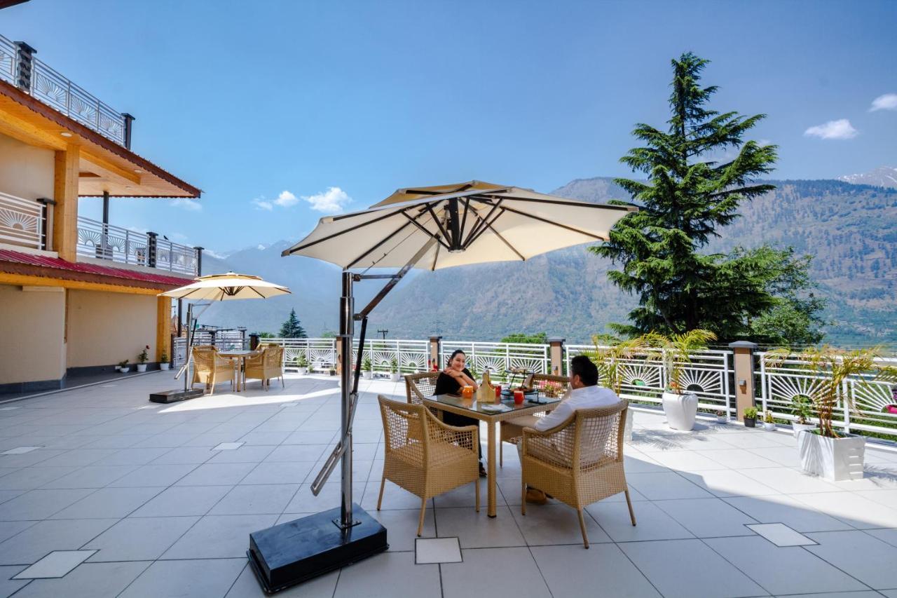 Anand Vardhan Resorts Manali  Bagian luar foto