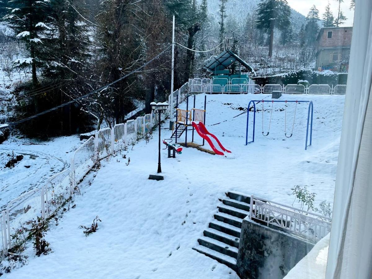 Anand Vardhan Resorts Manali  Bagian luar foto
